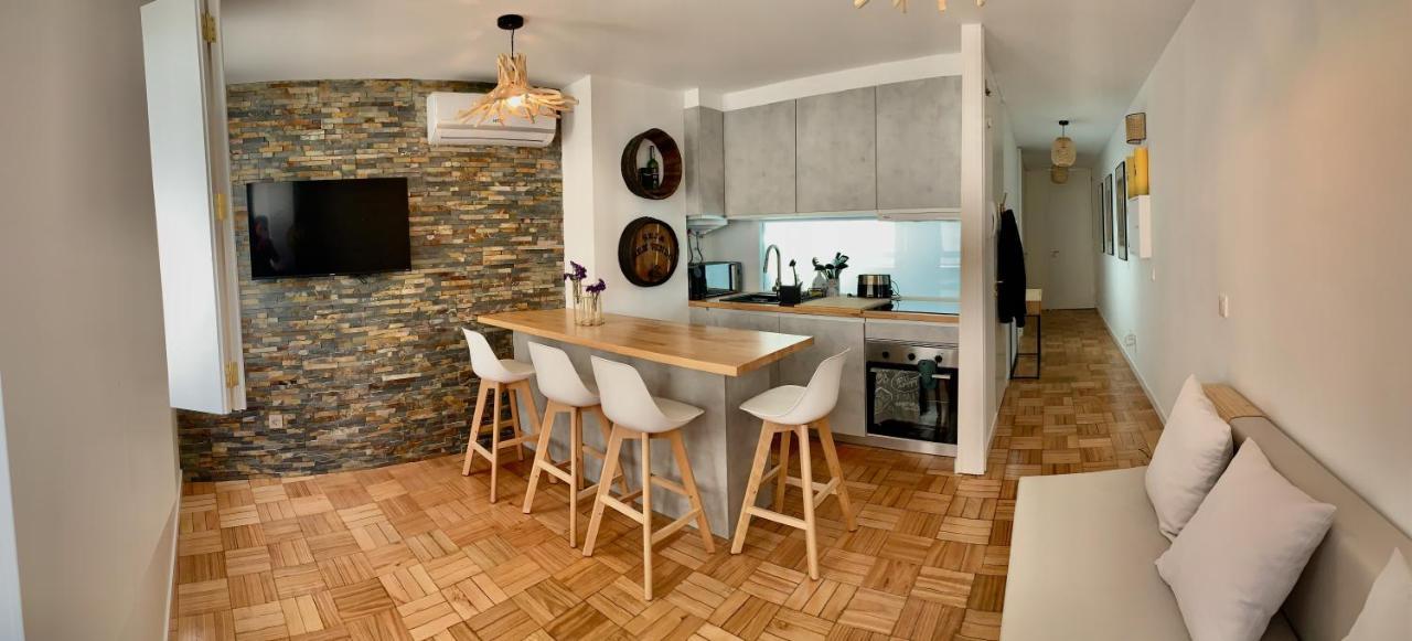 Porto Cave-Styled Duplex Apartment Bagian luar foto